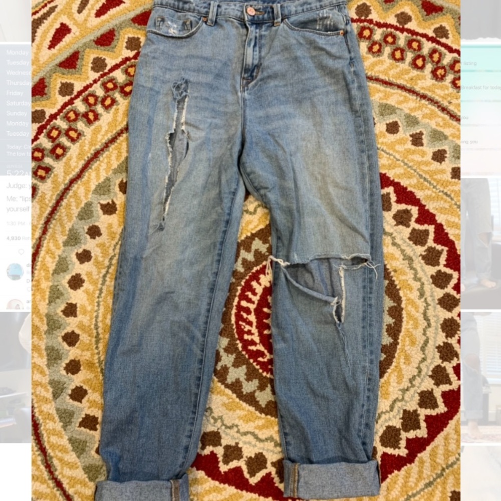 BDG MOM JEANS